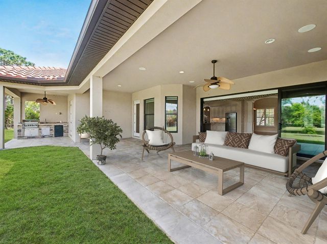 774 SW Winston Avenue, Palm City, FL 34990