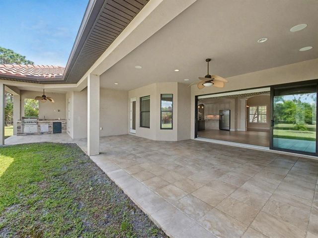 774 SW Winston Avenue, Palm City, FL 34990