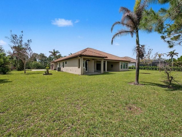 774 SW Winston Avenue, Palm City, FL 34990