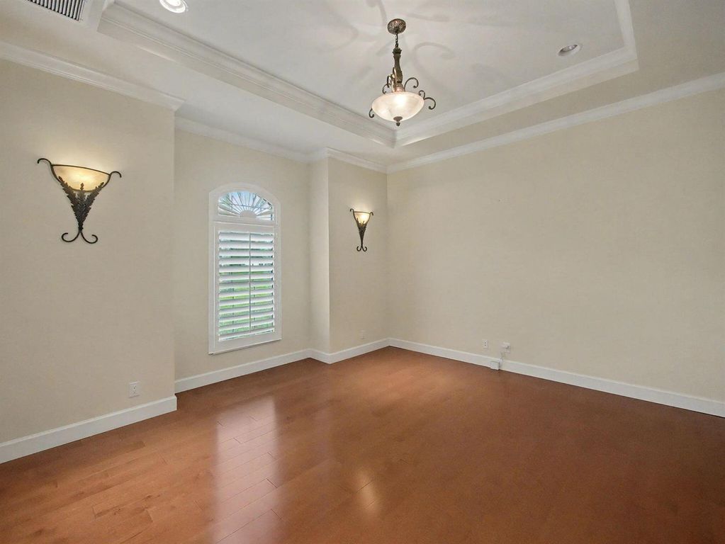 Image 11 of property listing at 774 SW Winston Avenue, Palm City, FL 34990