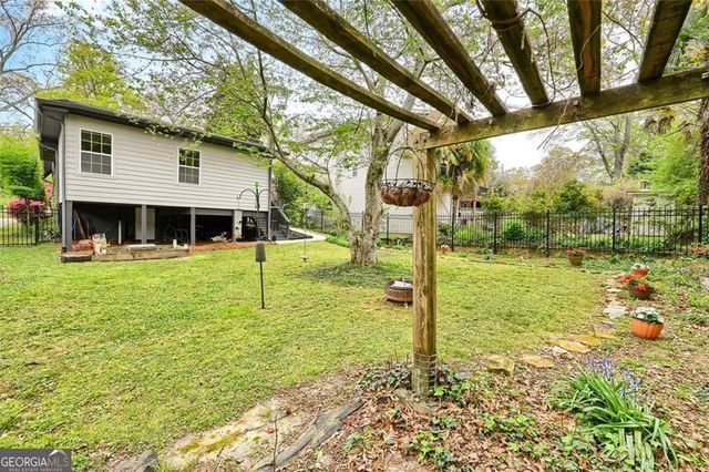 1968 Walker Avenue, College Park, GA 30337