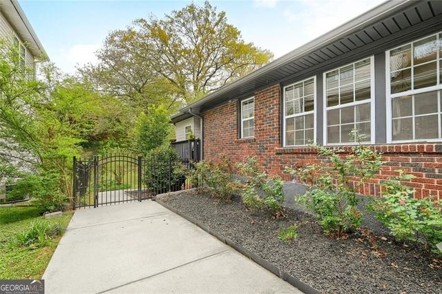 1968 Walker Avenue, College Park, GA 30337