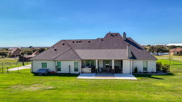 127 Trace Drive, Weatherford, TX 76087