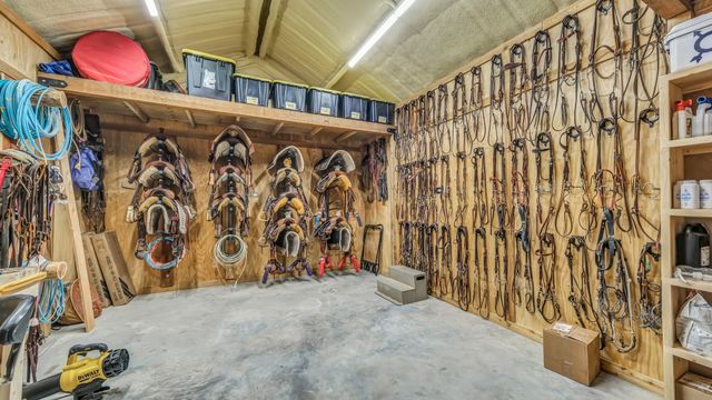 127 Trace Drive, Weatherford, TX 76087