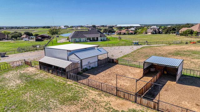 127 Trace Drive, Weatherford, TX 76087