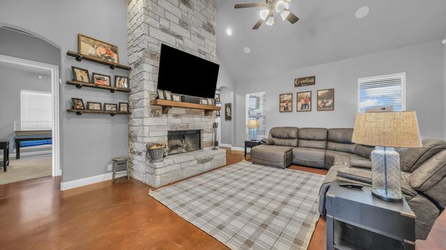 127 Trace Drive, Weatherford, TX 76087