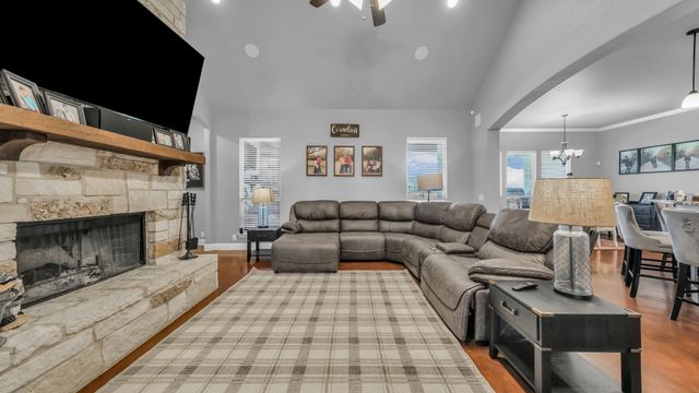 127 Trace Drive, Weatherford, TX 76087