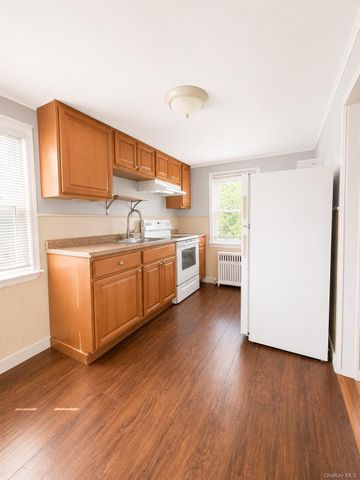31 Maple Avenue, Kings Park, NY 11754
