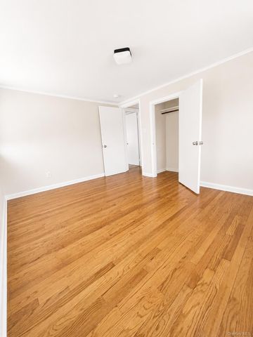 31 Maple Avenue, Kings Park, NY 11754