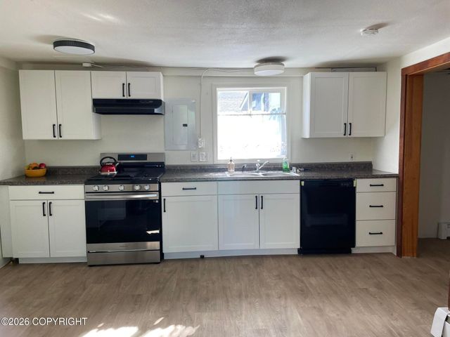 3729 McCain Loop, Anchorage, AK 99503