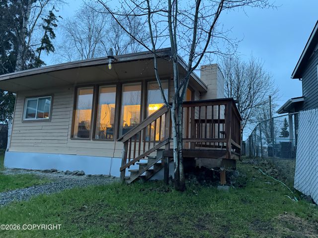 3729 McCain Loop, Anchorage, AK 99503