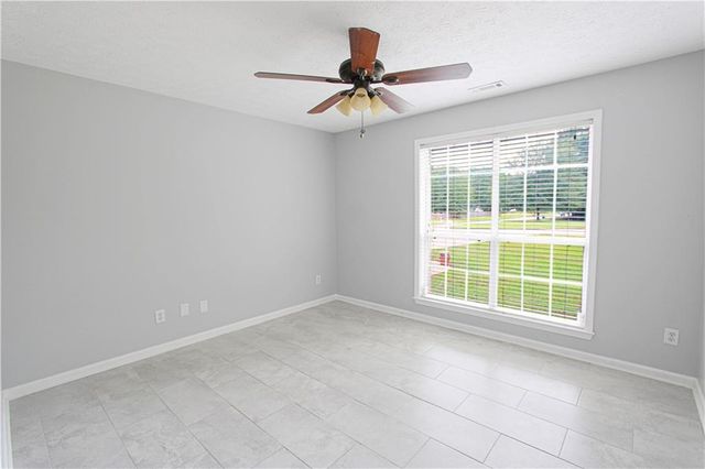 314 Patrick Circle, Jenkinsburg, GA 30234