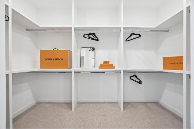 808 Glowing Dawn Drive, Houston, TX 77018