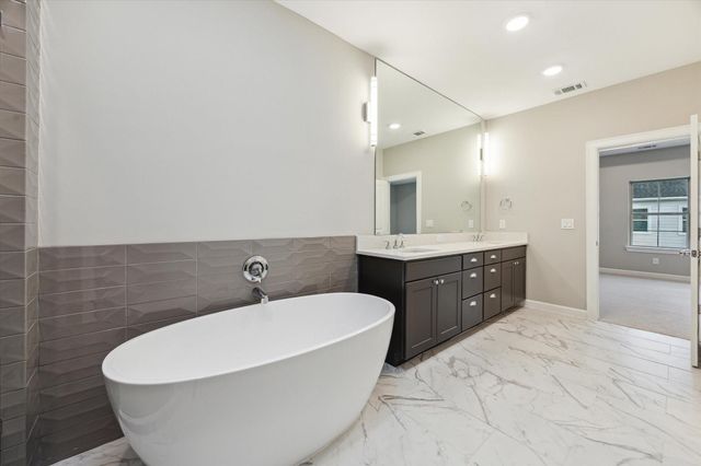 808 Glowing Dawn Drive, Houston, TX 77018