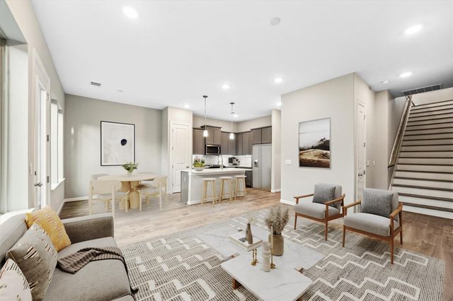 808 Glowing Dawn Drive, Houston, TX 77018