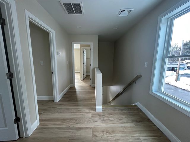 65 Cedarbrook, Pawtucket, RI 02861