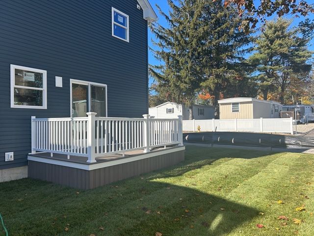 65 Cedarbrook, Pawtucket, RI 02861