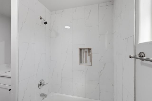 14 Calle Del Rio, Los Lunas, NM 87031