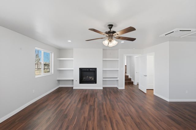 14 Calle Del Rio, Los Lunas, NM 87031