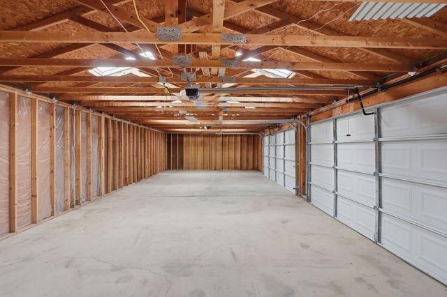 14 Calle Del Rio, Los Lunas, NM 87031