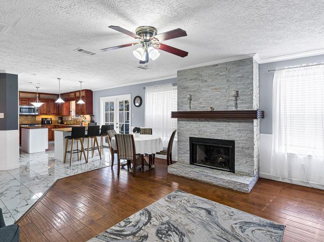 6822 Eagle Ridge Drive, Katy, TX 77449