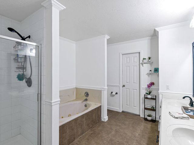 6822 Eagle Ridge Drive, Katy, TX 77449