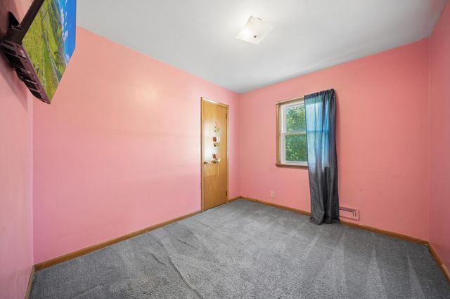 1115 10th Street SW, Faribault, MN 55021