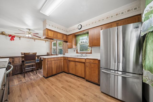 1115 10th Street SW, Faribault, MN 55021