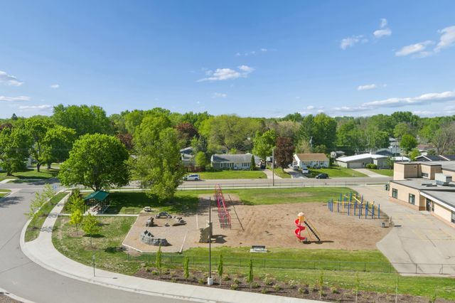 1115 10th Street SW, Faribault, MN 55021