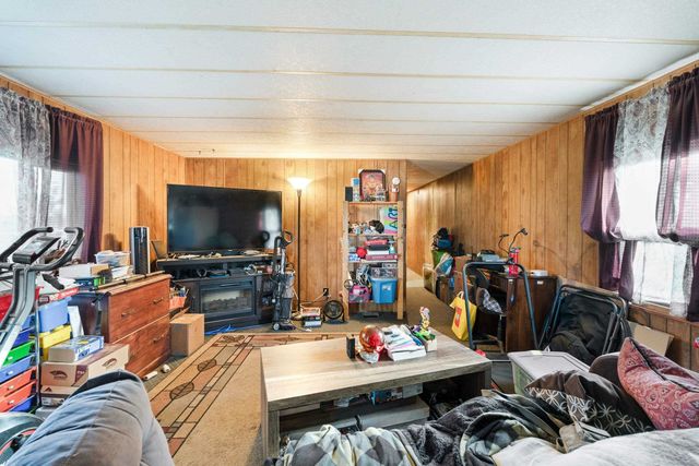 17212 S Brooks Rd, Cheney, WA 99004