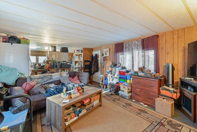 17212 S Brooks Rd, Cheney, WA 99004