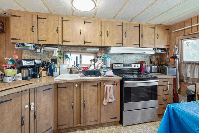 17212 S Brooks Rd, Cheney, WA 99004