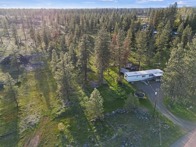 17212 S Brooks Rd, Cheney, WA 99004