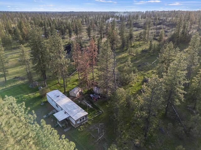 17212 S Brooks Rd, Cheney, WA 99004