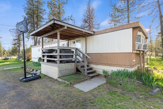 17212 S Brooks Rd, Cheney, WA 99004
