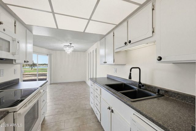 19446 N STAR RIDGE Drive, Sun City West, AZ 85375