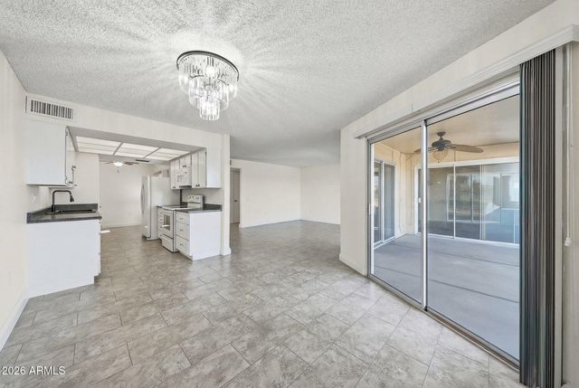 19446 N STAR RIDGE Drive, Sun City West, AZ 85375