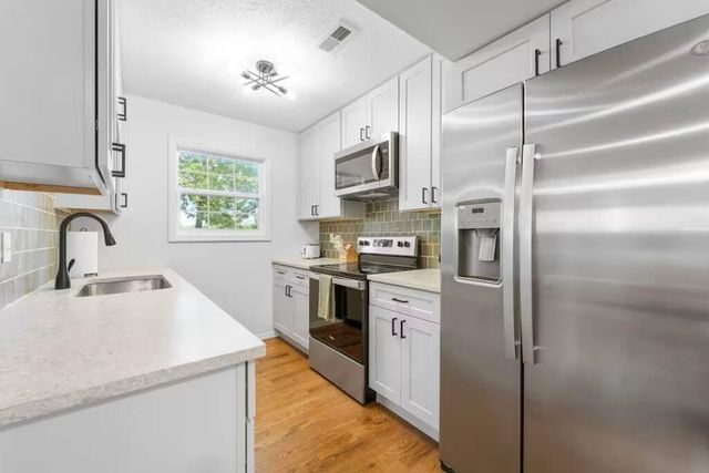 48 Timber Oaks Trail A, Branson, MO 65615