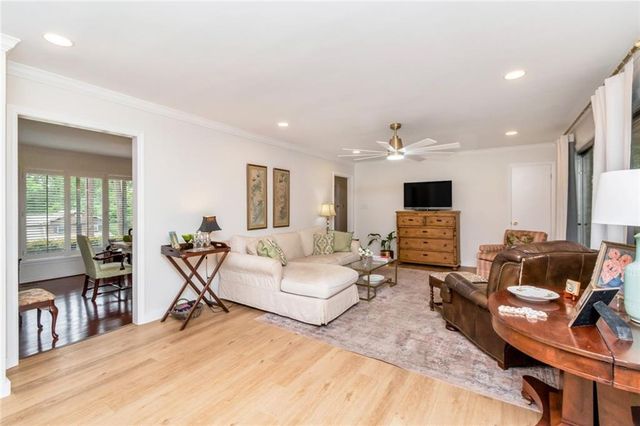 559 Brawood Drive, Mobile, AL 36608