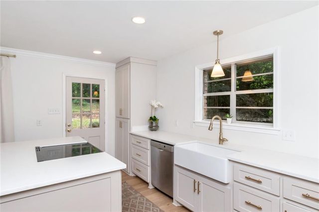 559 Brawood Drive, Mobile, AL 36608