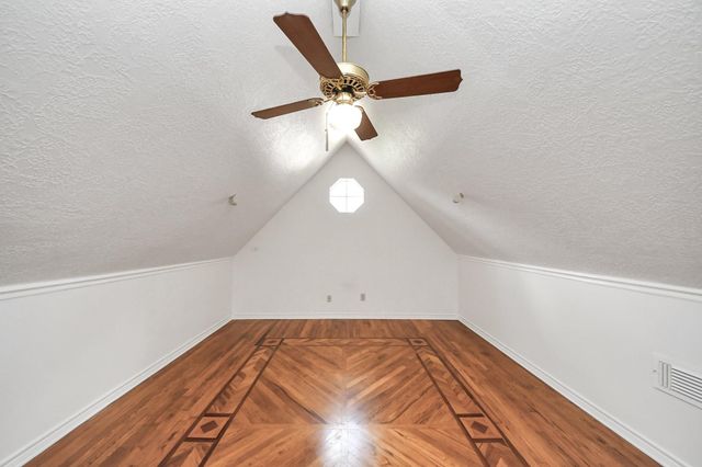 25702 Old Carriage Lane, Spring, TX 77373