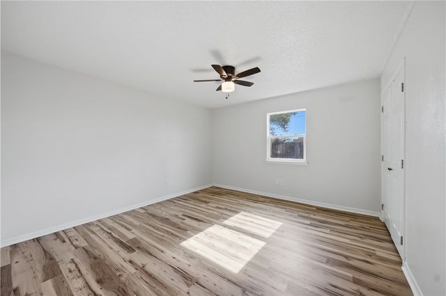 7439 Cessna Dr, Corpus Christi, TX 78412