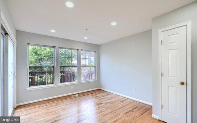 9863 DECATUR RD, Middle River, MD 21220