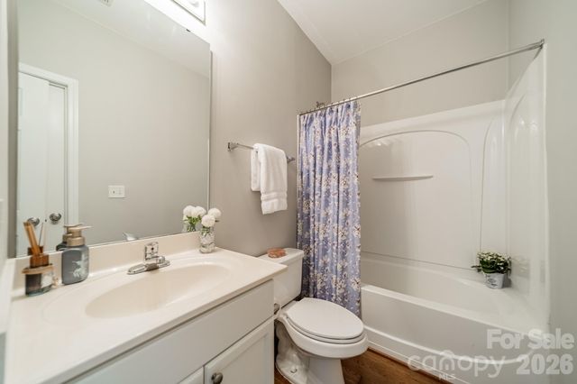 18736 Nautical Drive 305, Cornelius, NC 28031