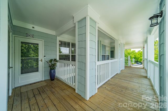 18736 Nautical Drive 305, Cornelius, NC 28031