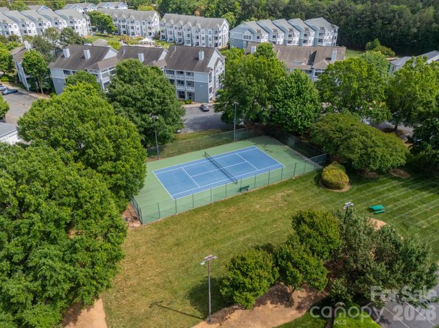 18736 Nautical Drive 305, Cornelius, NC 28031
