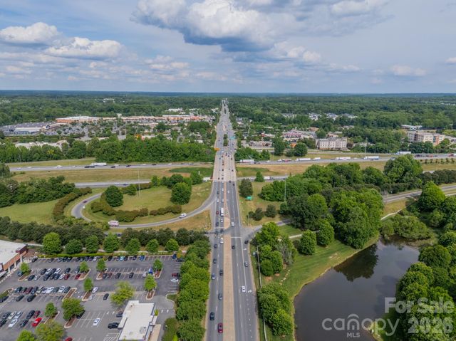 18736 Nautical Drive 305, Cornelius, NC 28031