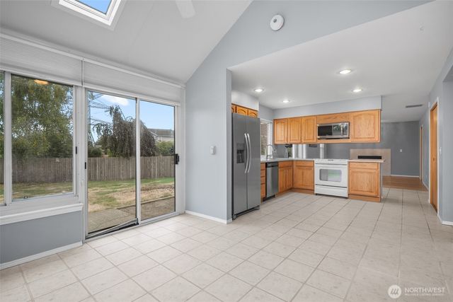 34423 15th Court SW, Federal Way, WA 98023