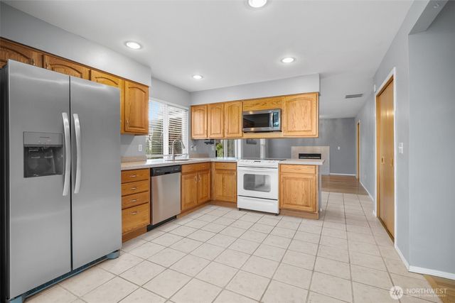 34423 15th Court SW, Federal Way, WA 98023