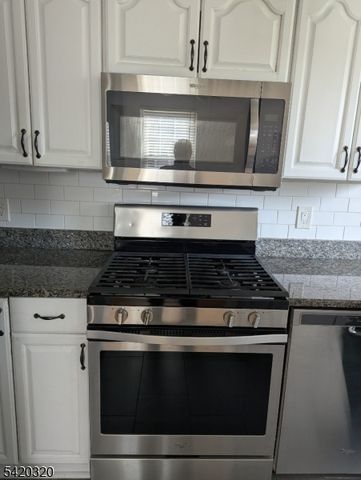 2 Parkway Village 2B, Cranford Twp., NJ 07016